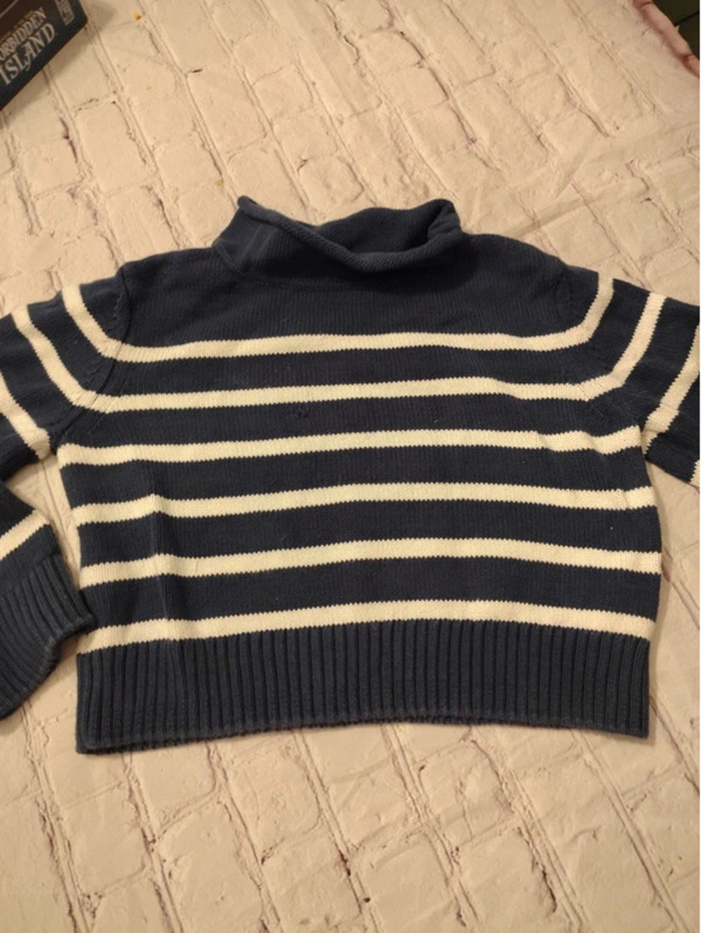 Copper Key Girls sweater size L 12/14 (runs a bit small)